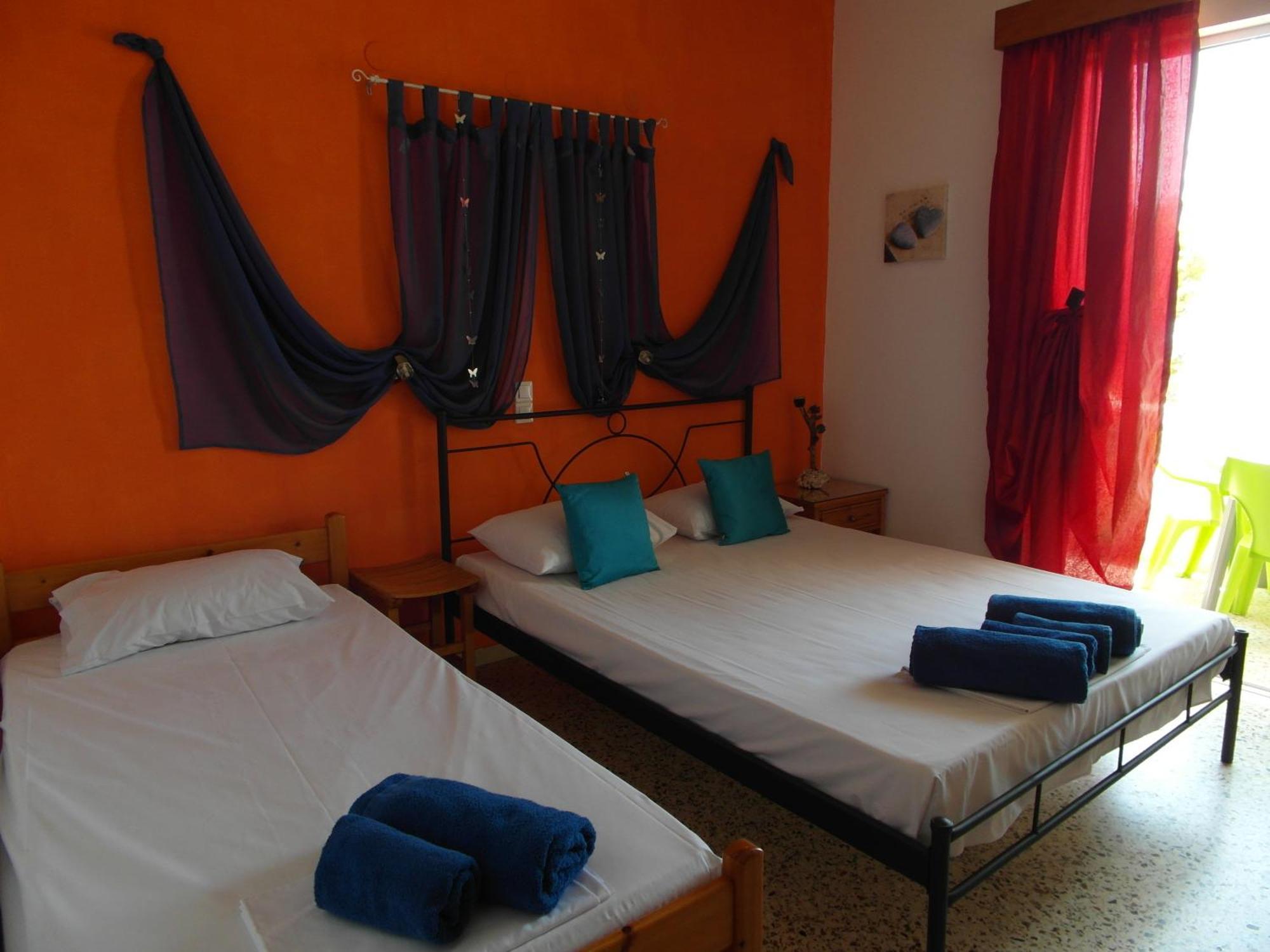 Eri Studios Agia Marina  Номер фото
